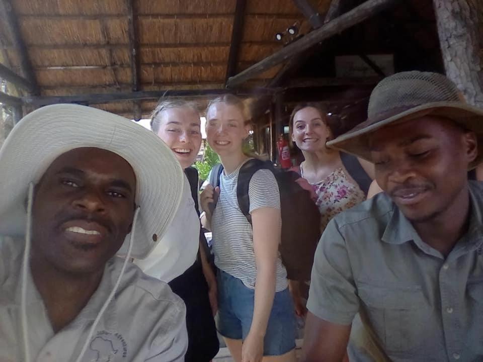 Jungle Breeze Home Stay Kasane Eksteriør bilde