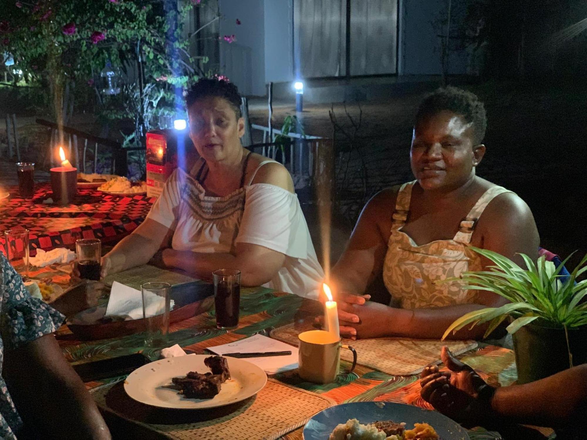 Jungle Breeze Home Stay Kasane Eksteriør bilde